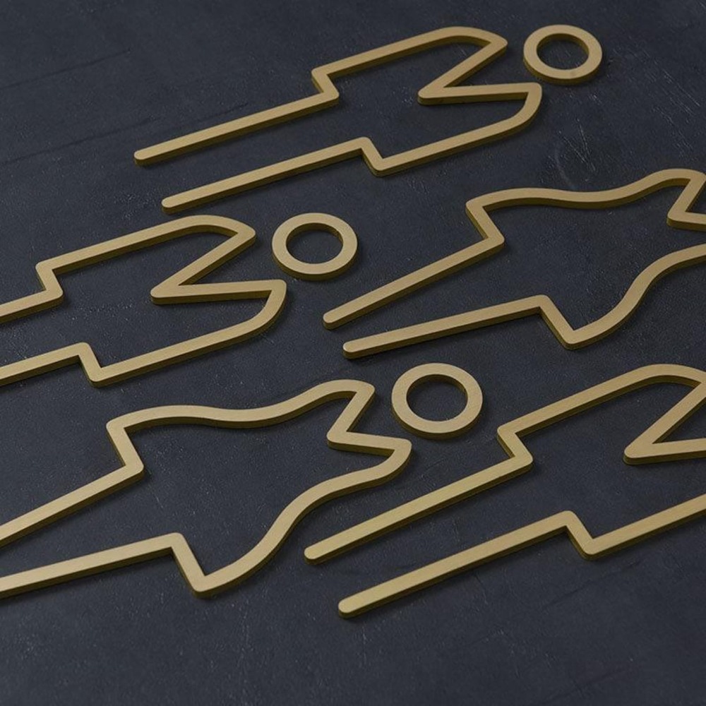 Brass Restroom Door Sign, Gold - Home Bathroom Door Signs 评论和价格